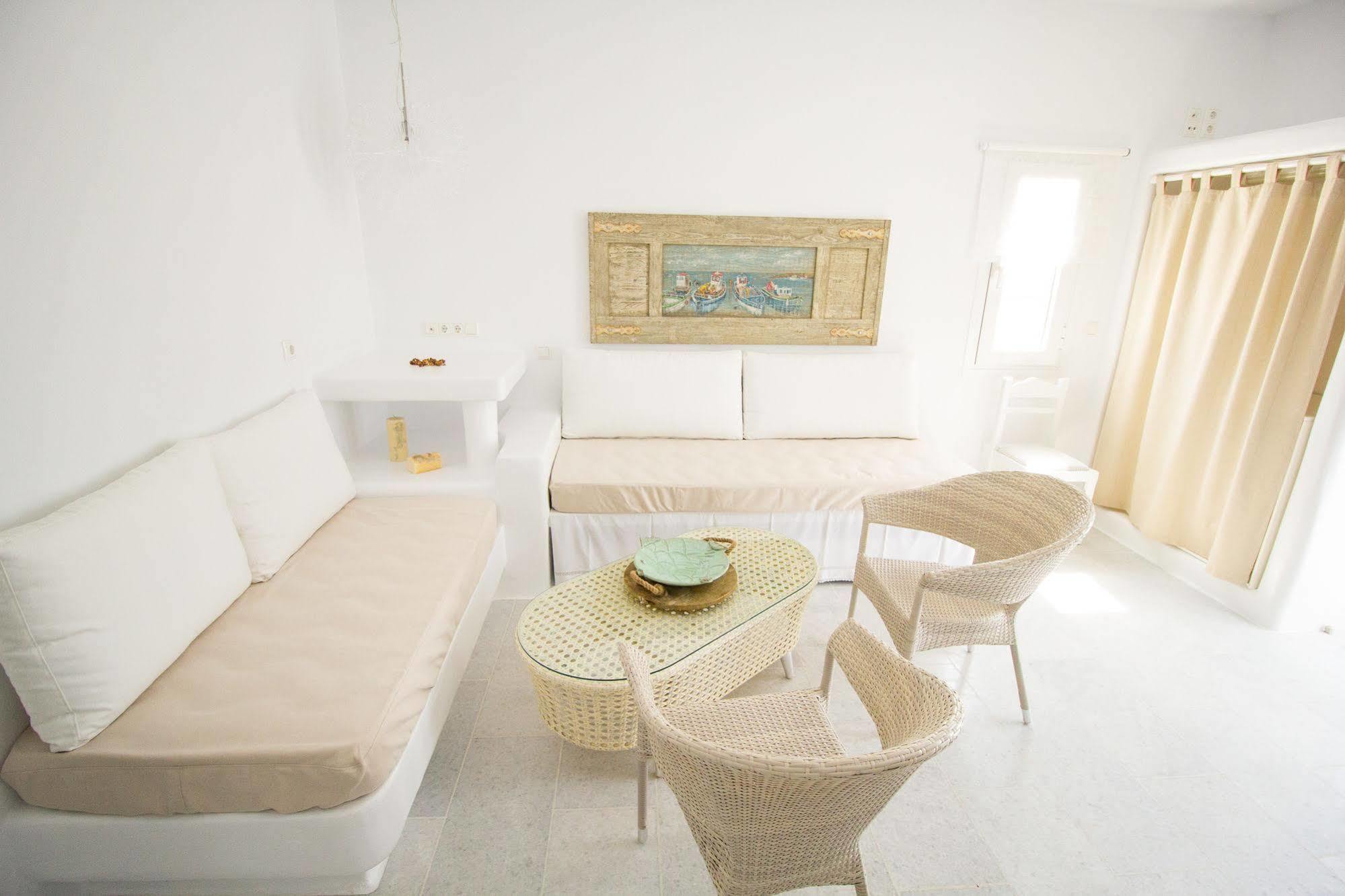 Aspasia Luxury Apartments Agia Anna  المظهر الخارجي الصورة