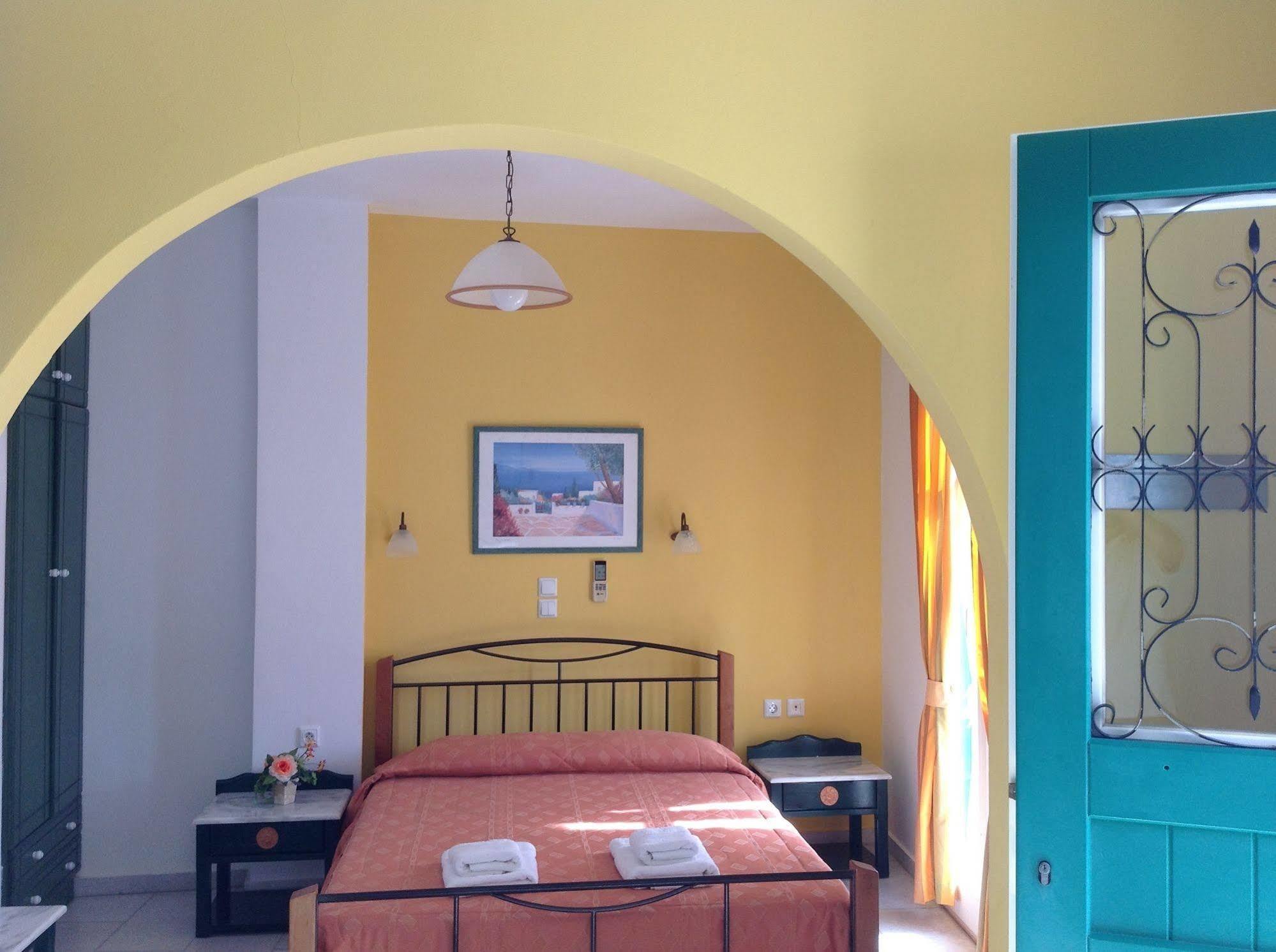 Aspasia Luxury Apartments Agia Anna  المظهر الخارجي الصورة