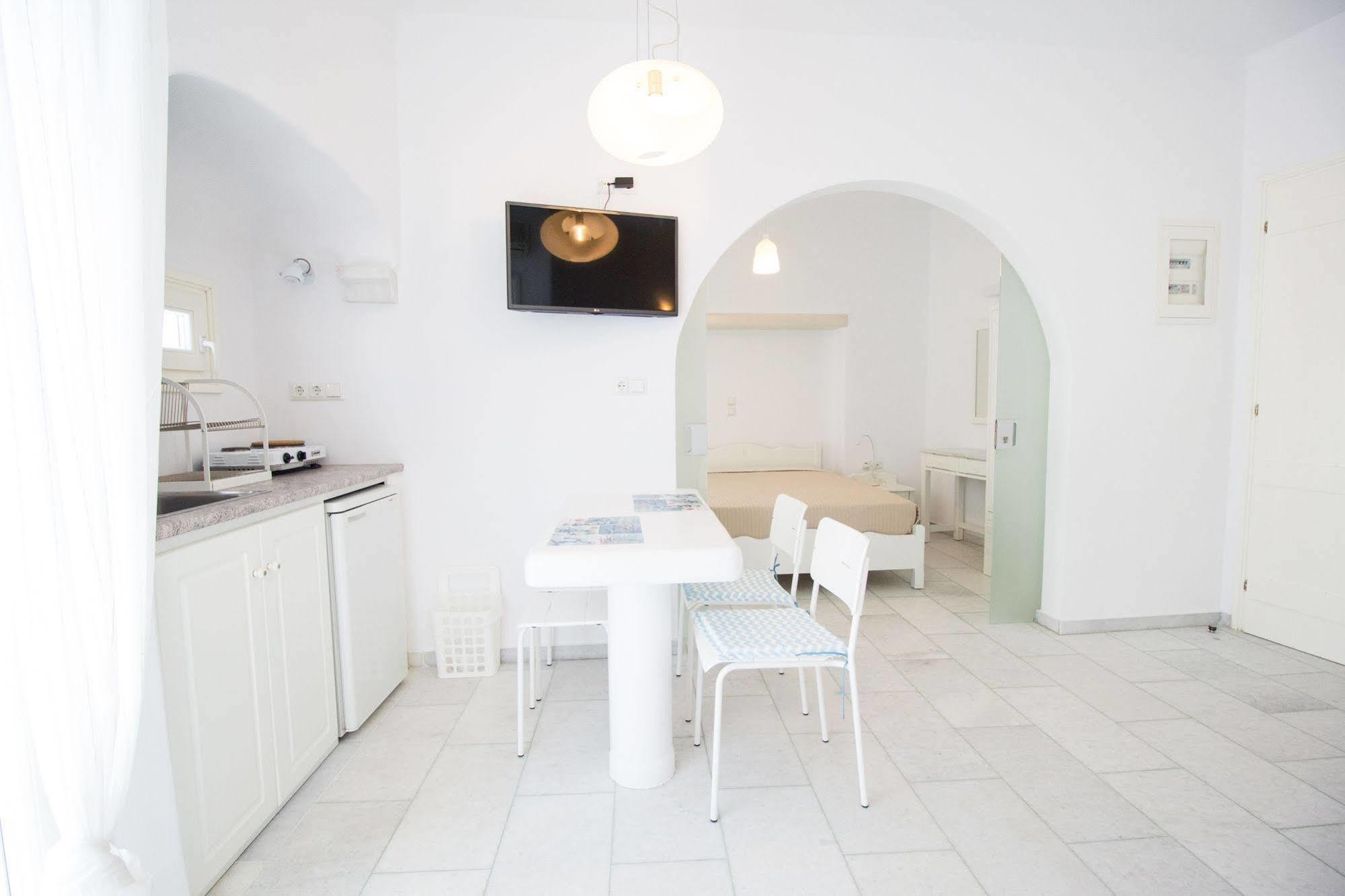 Aspasia Luxury Apartments Agia Anna  المظهر الخارجي الصورة